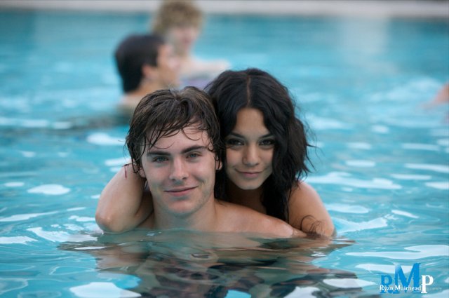 zac-efron-and-vanessa-hudgens-zac-efron-6487490-1024-681.jpg, 765 KB